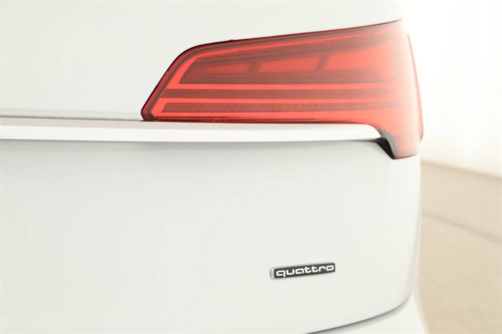 Used 2021 Audi Q5 2.0T Premium w/ Convenience Package image 27