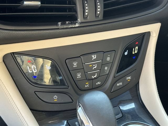 Used 2017 Buick Envision Essence FWD image 20