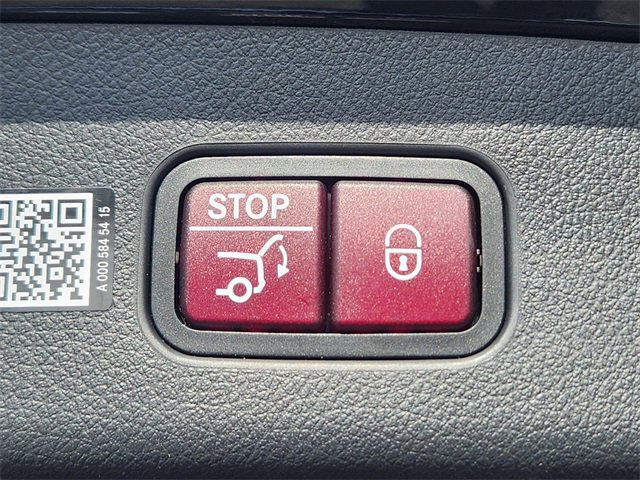 Certified 2026 Mercedes-Benz GLC 300 4MATIC image 18