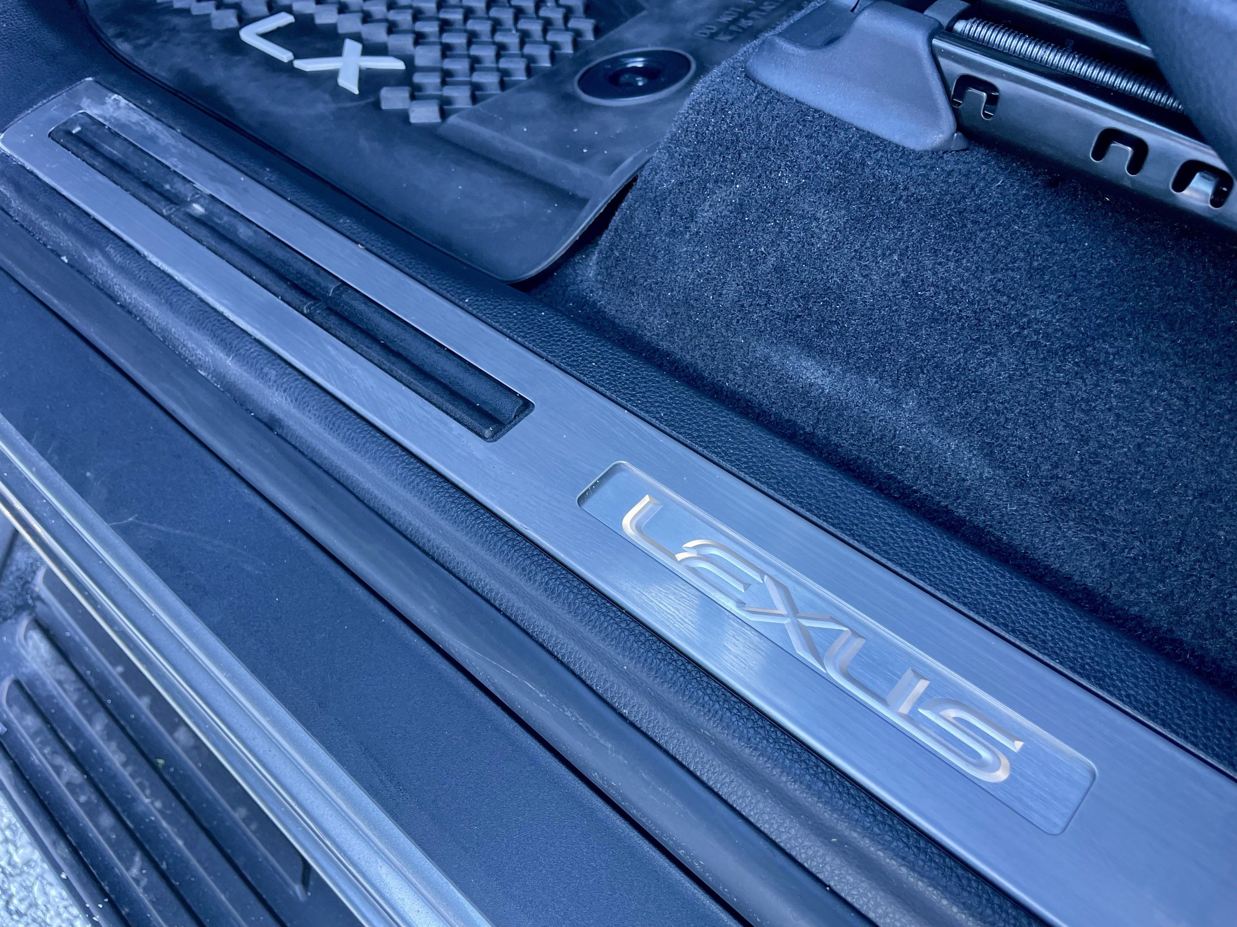 Used 2025 Lexus LX 600 4WD w/ Luxury Package image 43