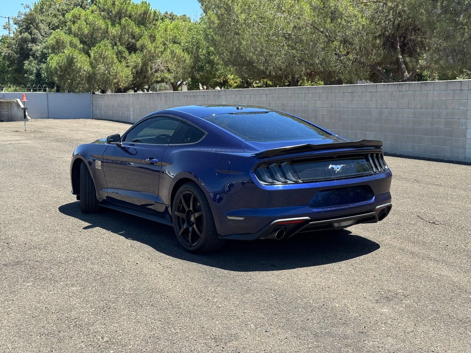 Certified 2020 Ford Mustang Coupe w/ Equipment Group 101A RWD image 6