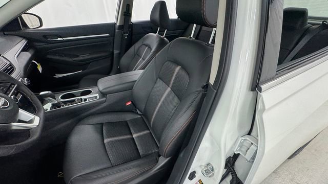 New 2026 Nissan Altima 2.5 SR AWD/4WD image 10
