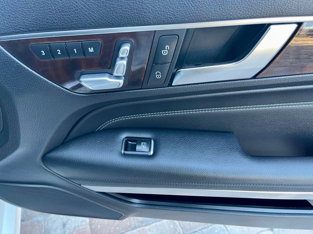 Used 2014 Mercedes-Benz E 350 4MATIC Coupe image 49