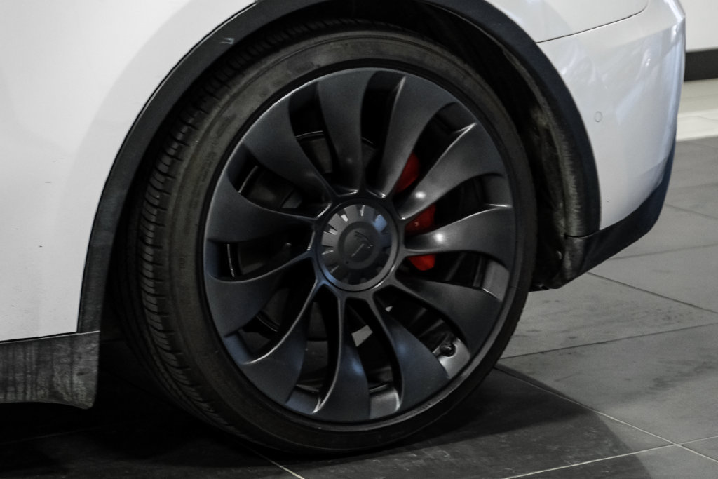 Used 2022 Tesla Model Y Performance AWD/4WD image 47