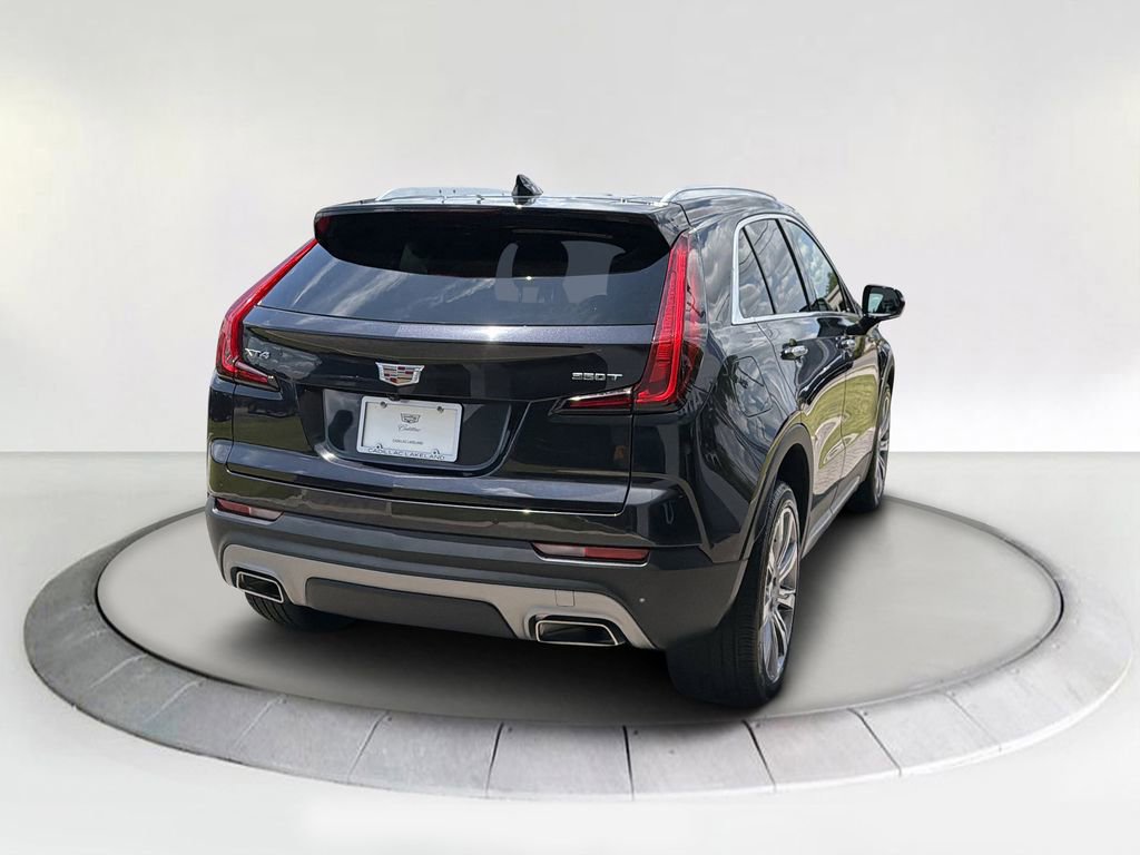 Certified 2023 Cadillac XT4 Premium Luxury FWD image 5