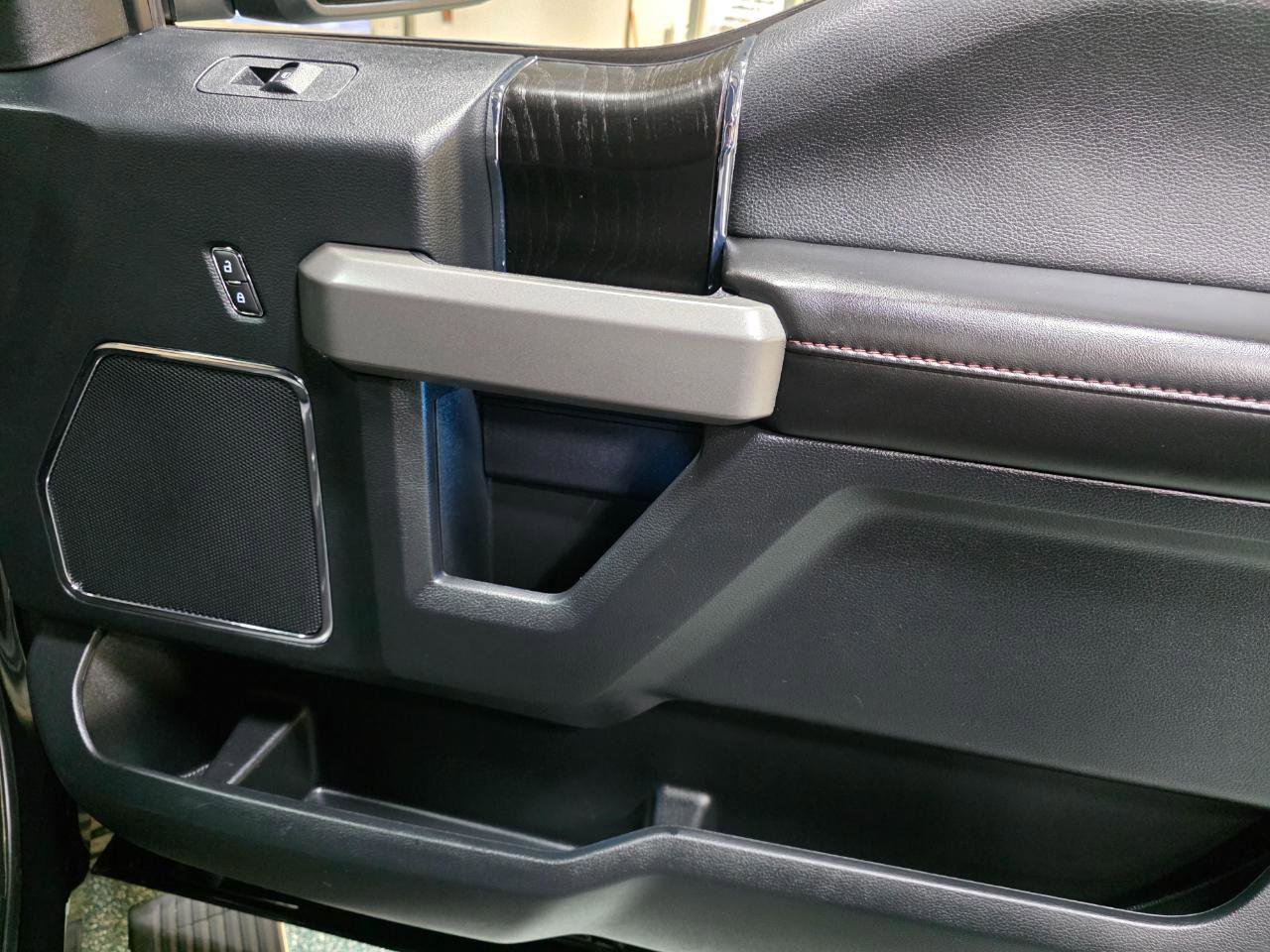 Used 2019 Ford F150 Platinum image 27