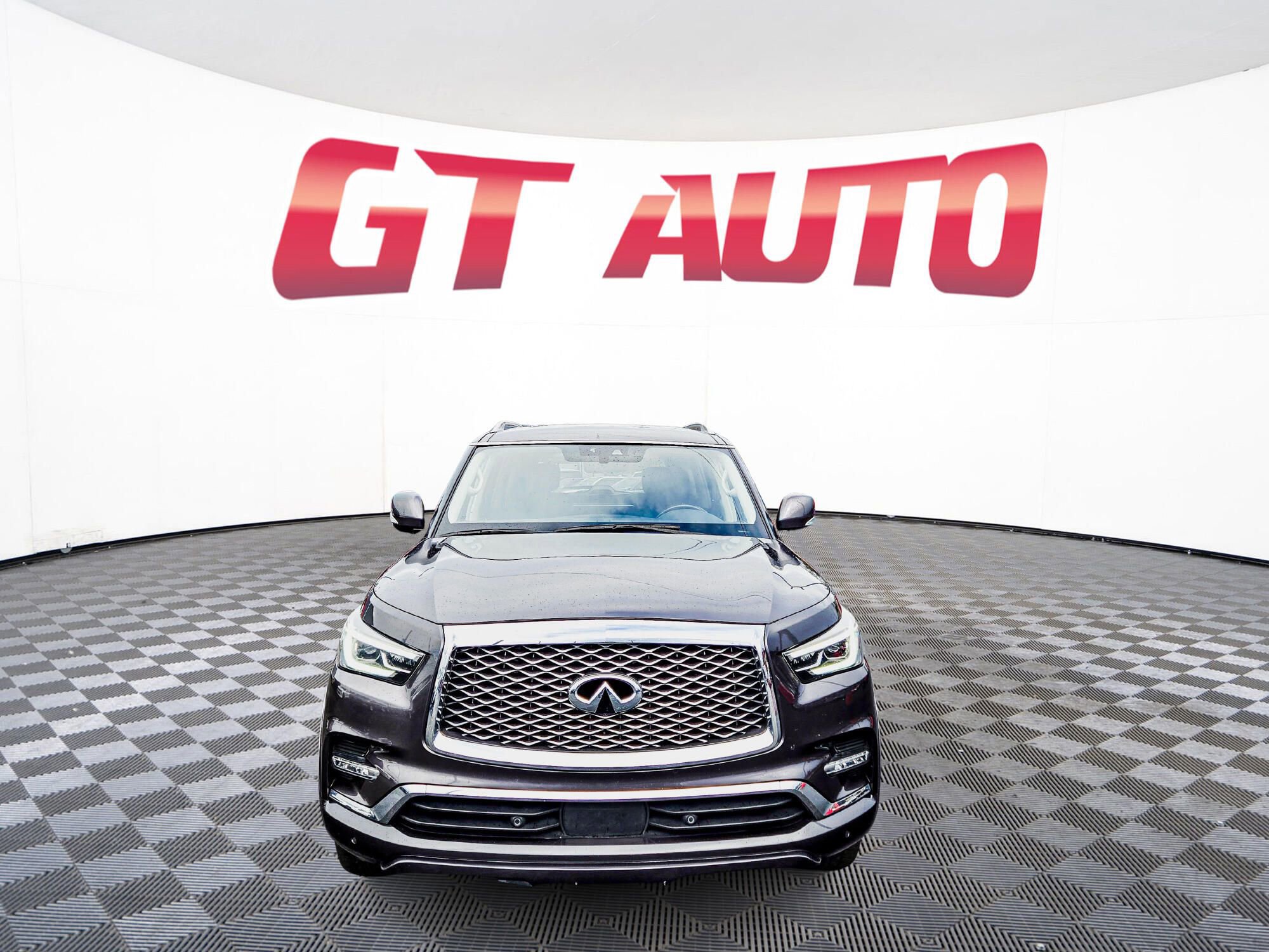 Used 2024 INFINITI QX80 Luxe AWD/4WD image 2