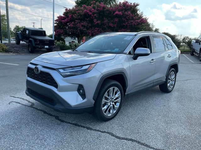 Used 2022 Toyota RAV4 XLE Premium FWD image 1