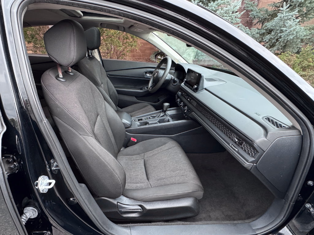 Used 2024 Honda Accord EX image 32