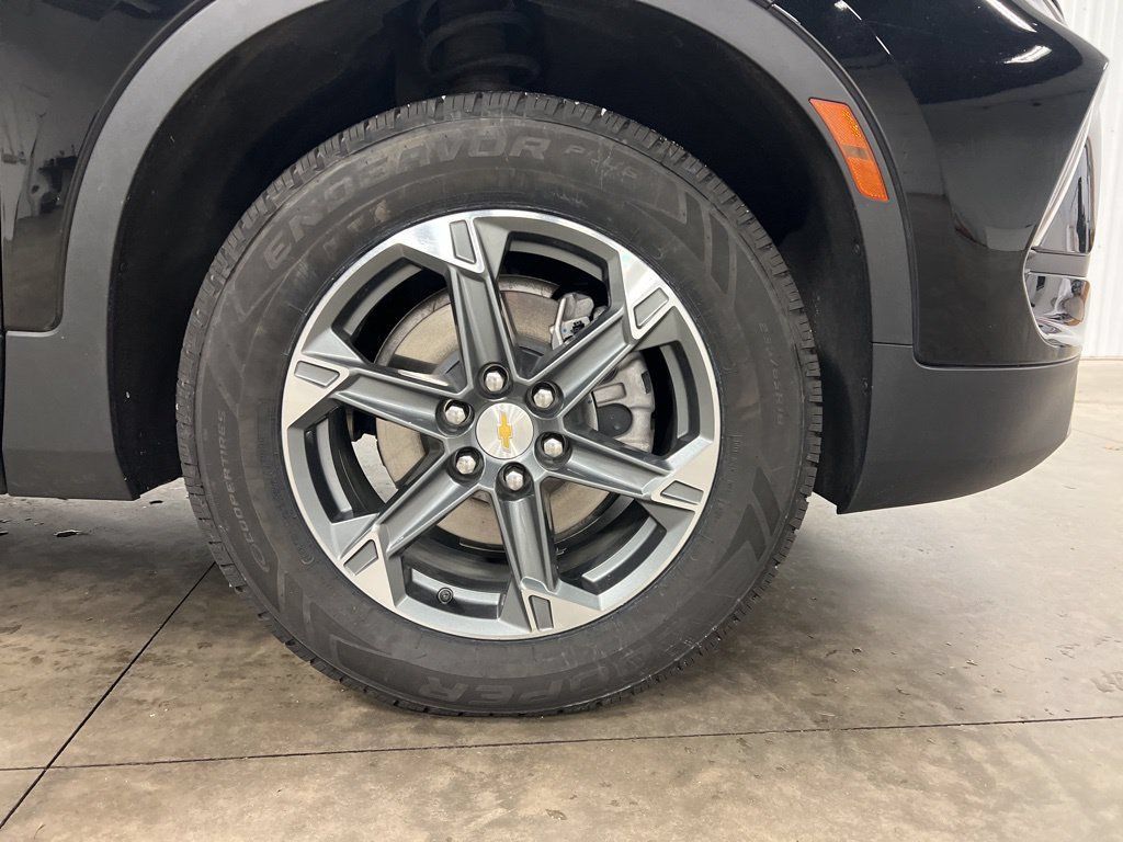 Certified 2025 Chevrolet Blazer LT AWD/4WD image 18