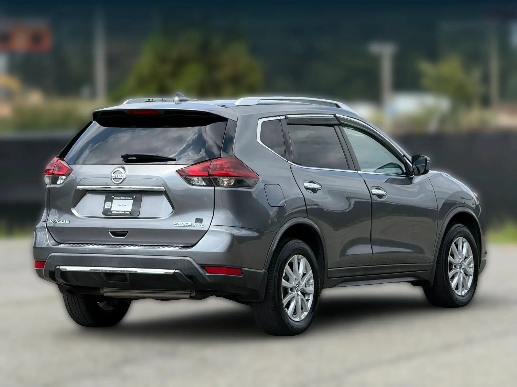 Used 2020 Nissan Rogue S w/ Special Edition Package AWD/4WD image 9