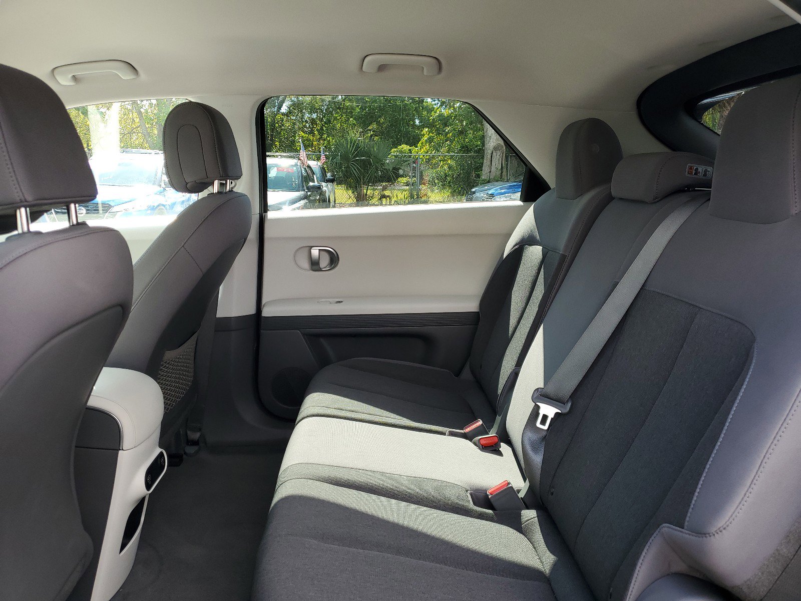 Used 2024 Hyundai Ioniq 5 SEL image 12