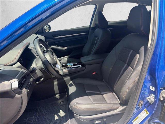 Used 2025 Nissan Altima 2.5 SR FWD image 11