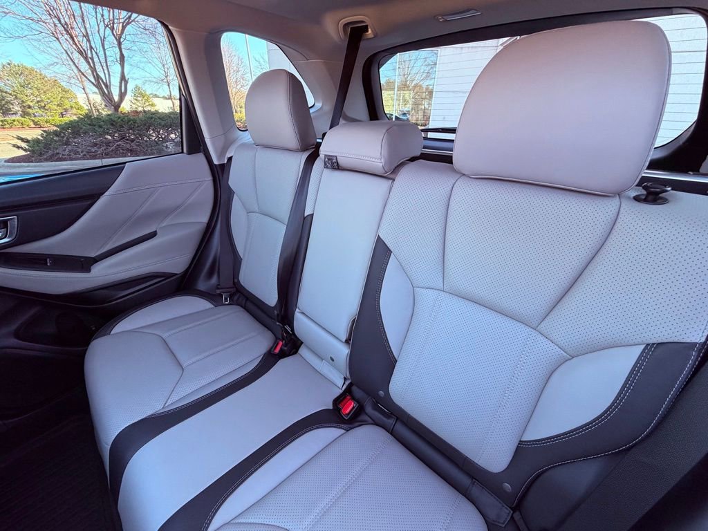 Used 2020 Subaru Forester Limited image 13
