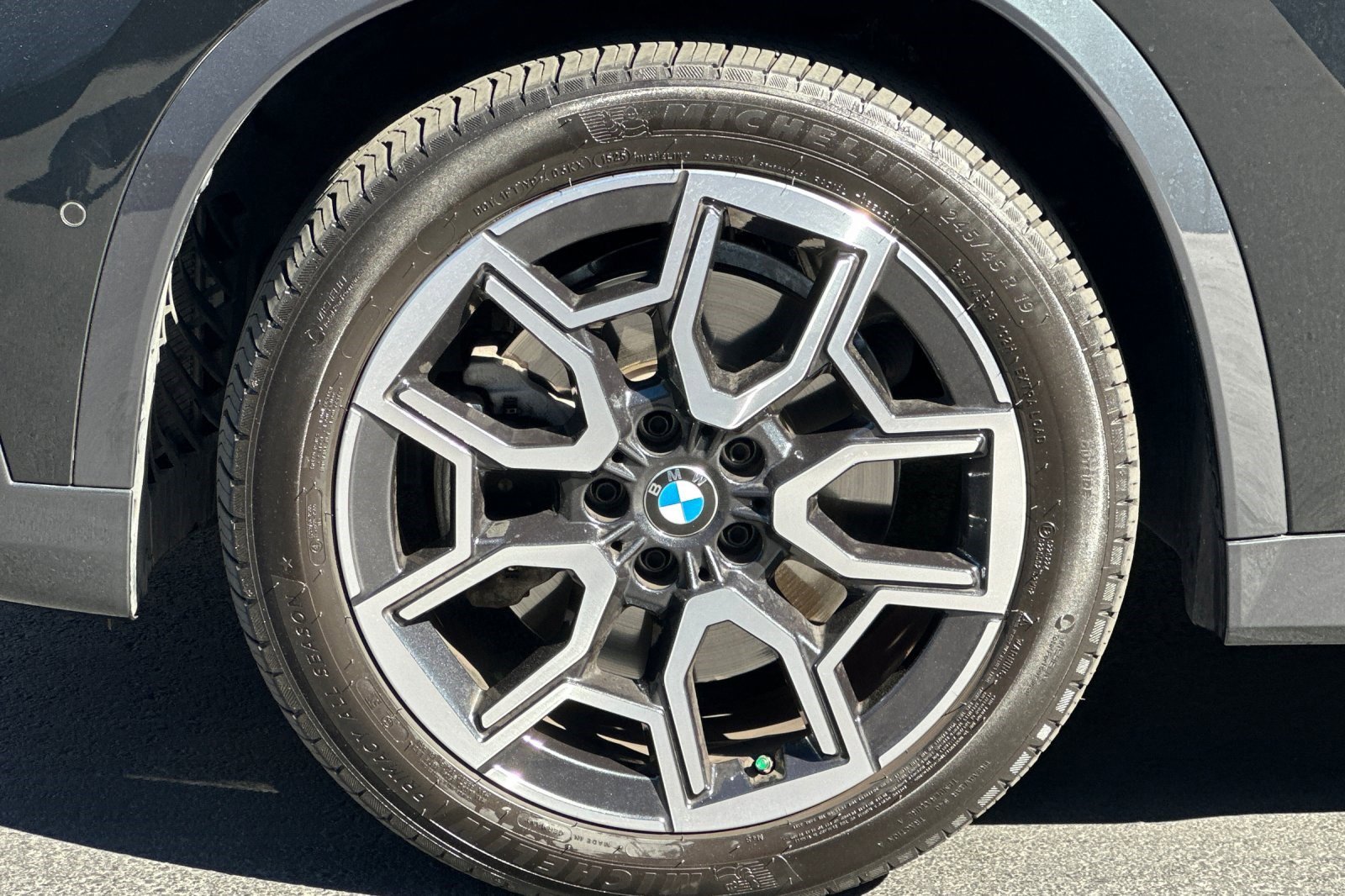 Used 2025 BMW X1 xDrive28i w/ Technology Package image 38