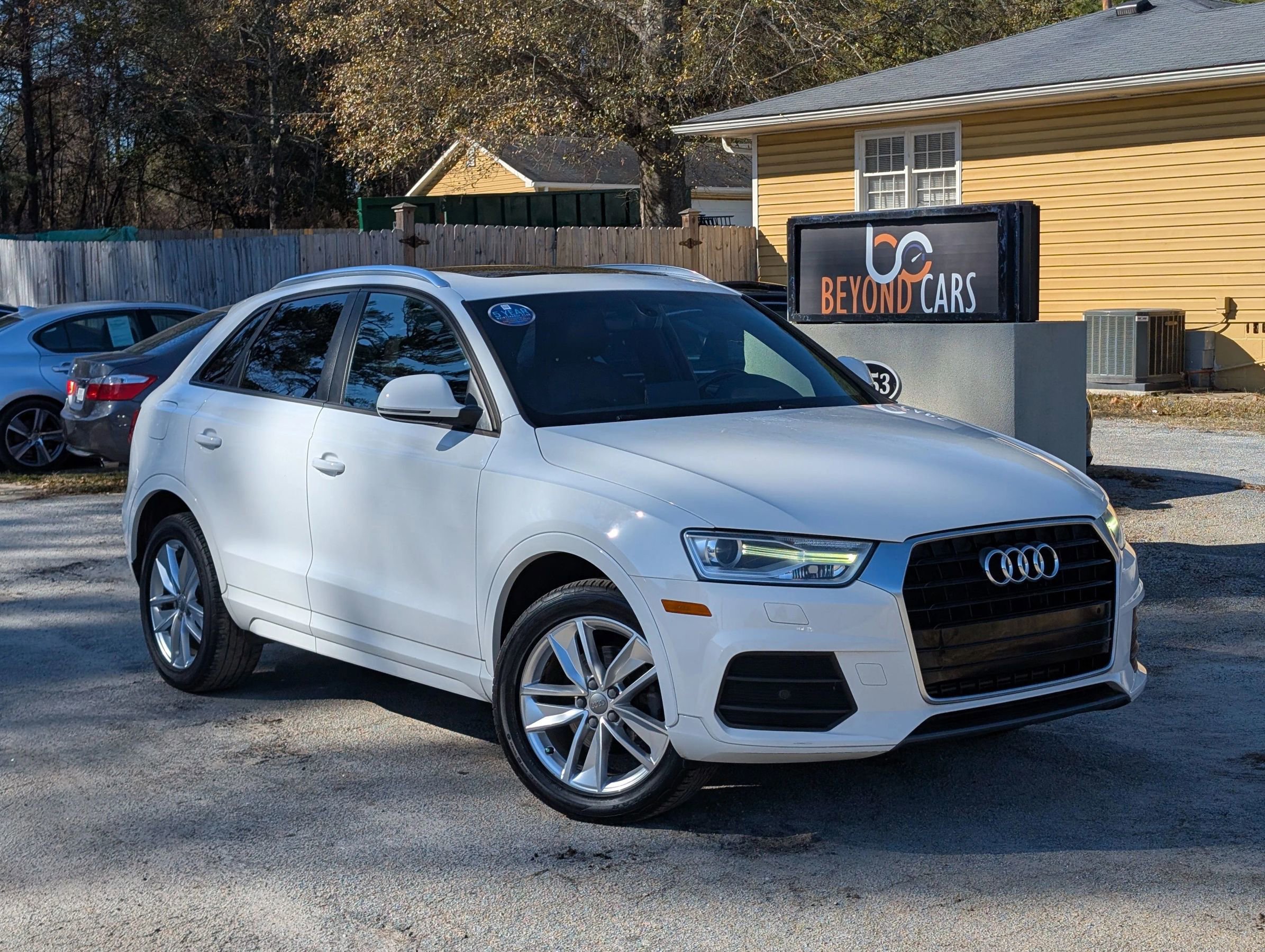 Used 2017 Audi Q3 2.0T Premium w/ Convenience Package image 1
