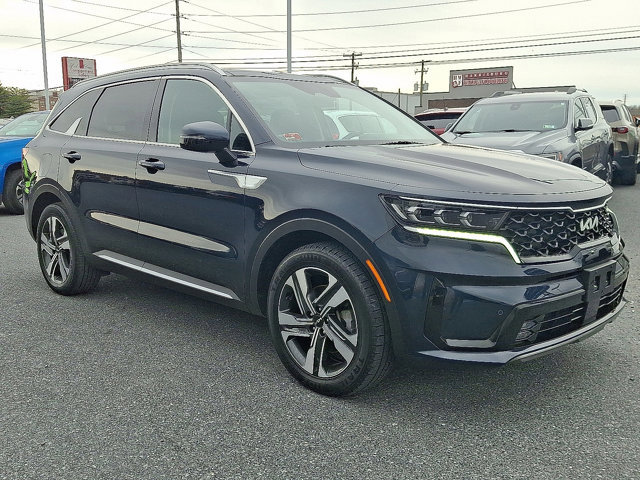 Used 2022 Kia Sorento SX w/ Panoramic Sunroof Package image 1