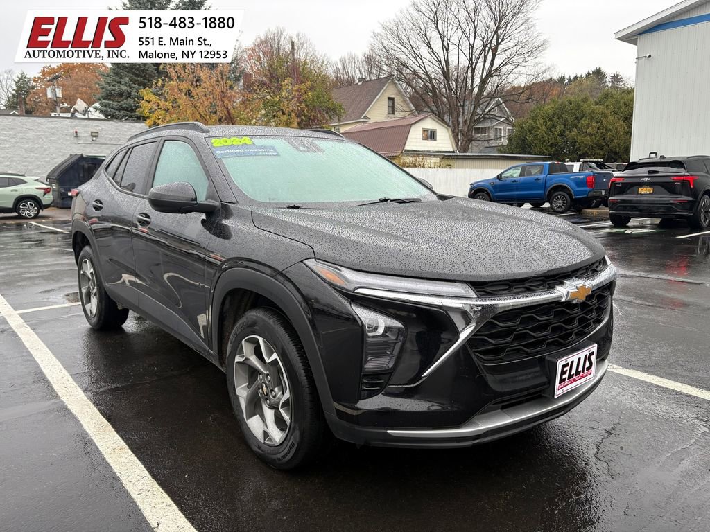 Used 2024 Chevrolet Trax LT image 8