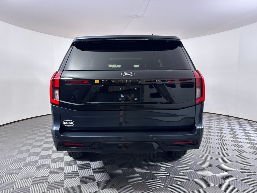 Used 2025 Ford Expedition Tremor AWD/4WD image 11