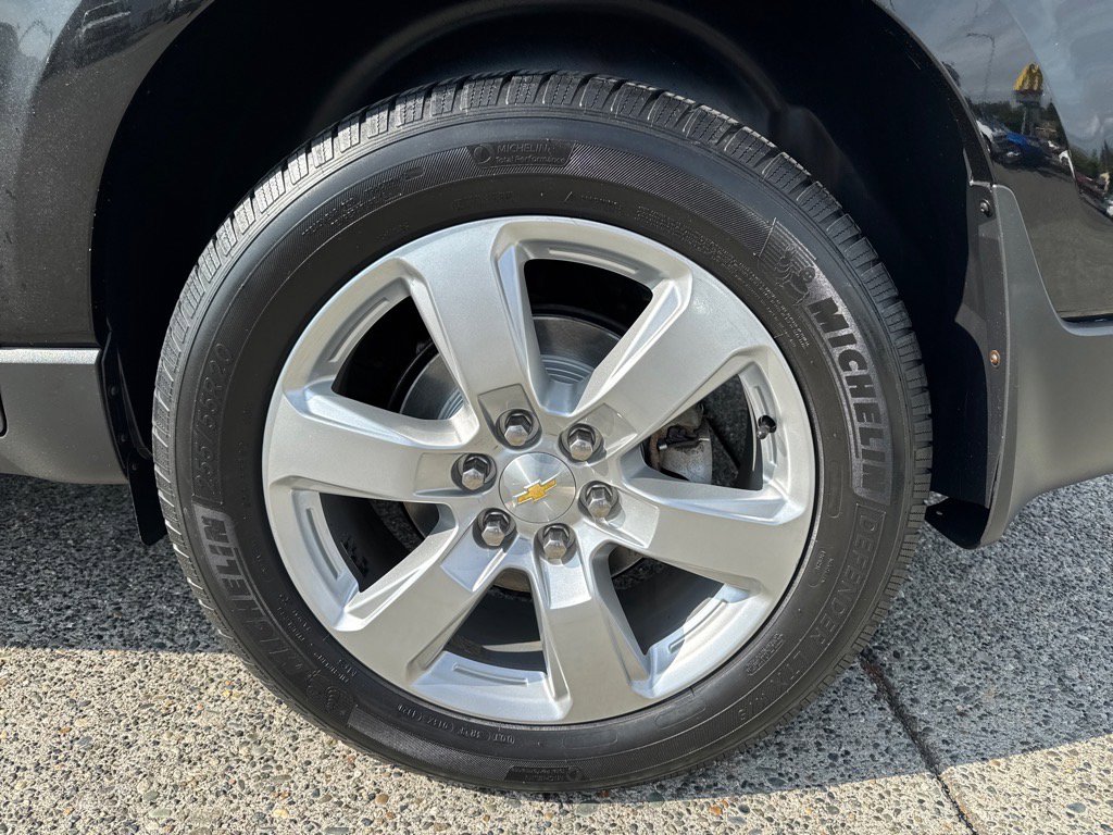 Used 2017 Chevrolet Traverse LT image 4