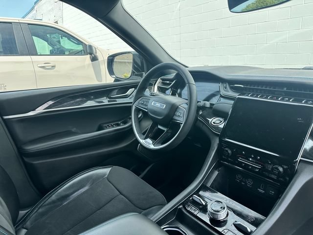 Used 2024 Jeep Grand Cherokee Trailhawk AWD/4WD image 37