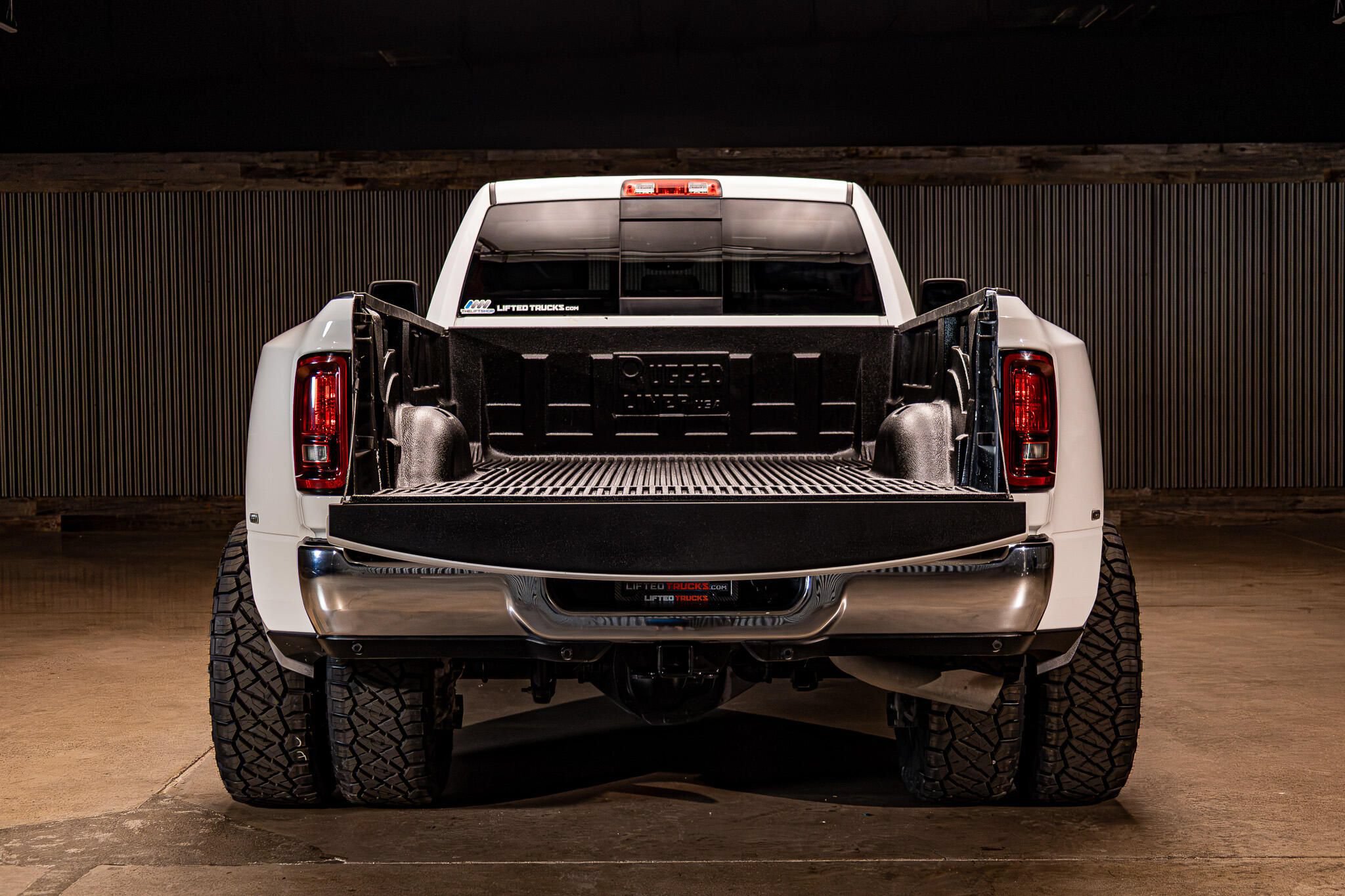 Used 2025 RAM 3500 Tradesman AWD/4WD image 9