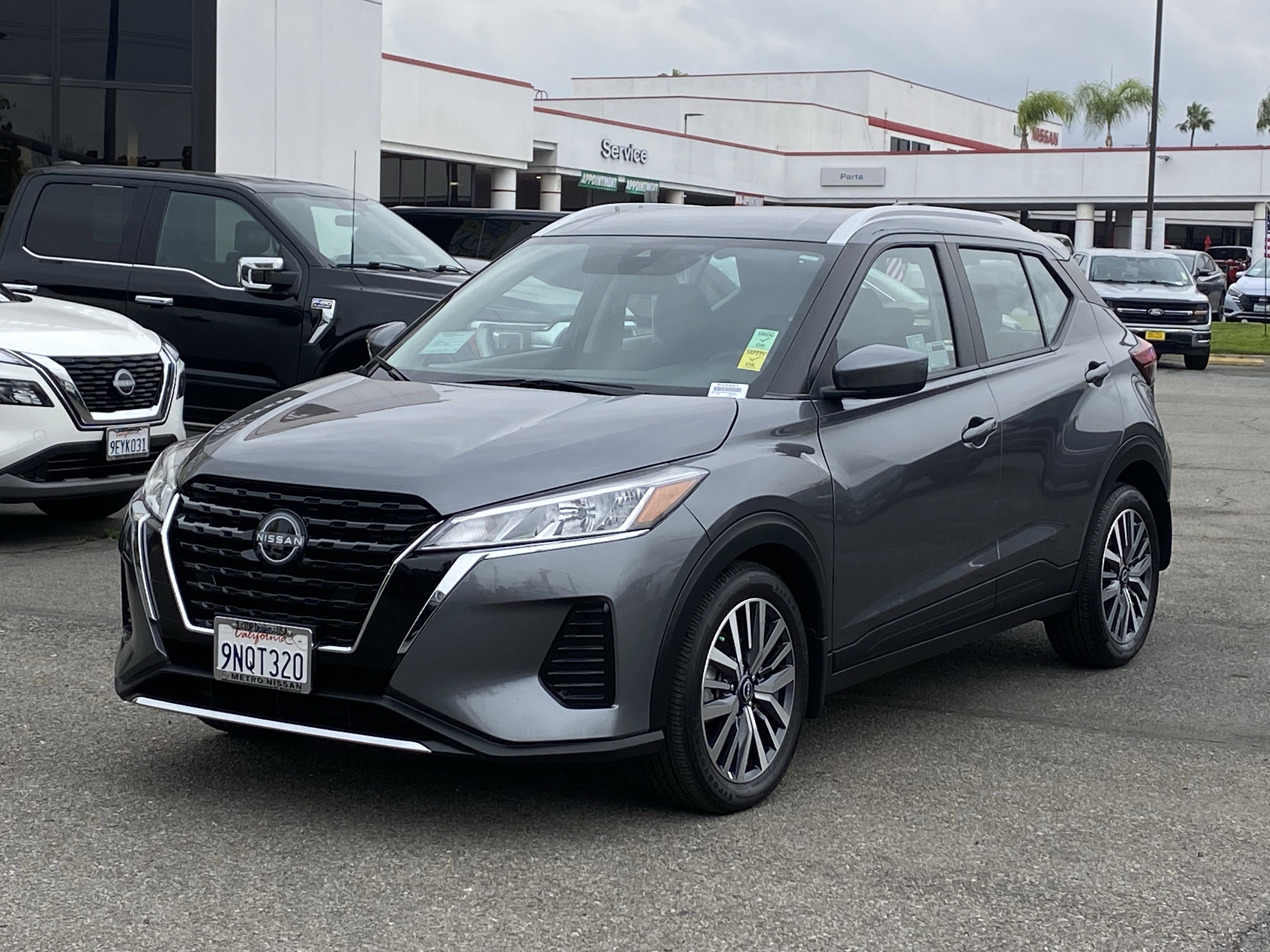 Certified 2024 Nissan Kicks SV FWD image 7
