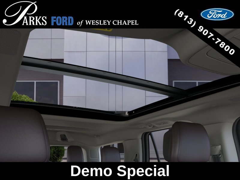 New 2026 Ford Expedition Platinum w/ Platinum Ultimate Package AWD/4WD image 22