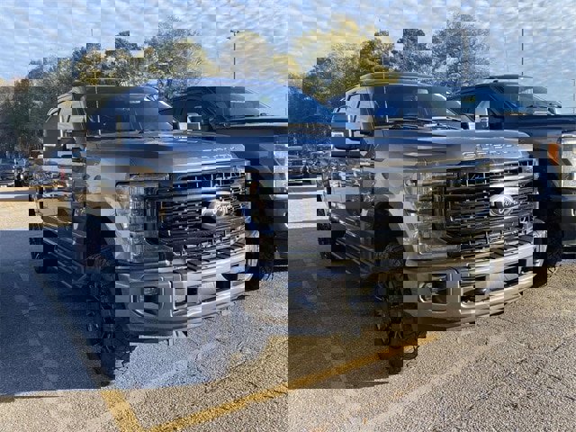 Used 2022 Ford F250 Lariat image 5