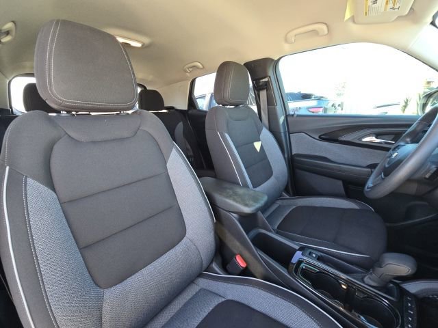 Used 2023 Chevrolet TrailBlazer LT w/ Convenience Package image 16
