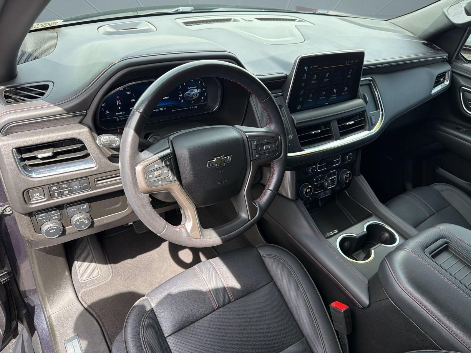 Used 2022 Chevrolet Tahoe RST w/ Luxury Package AWD/4WD image 3