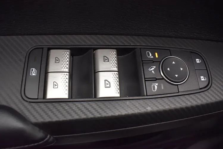 Used 2024 Mitsubishi Outlander Ralliart AWD/4WD image 21