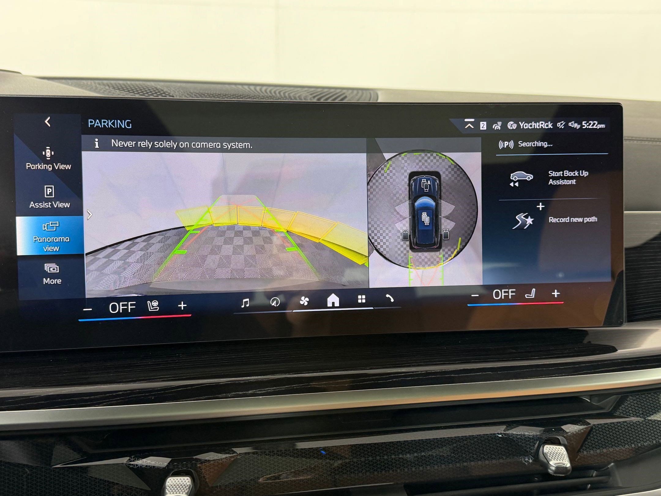 New 2026 BMW X5 xDrive50e w/ Executive Package image 26