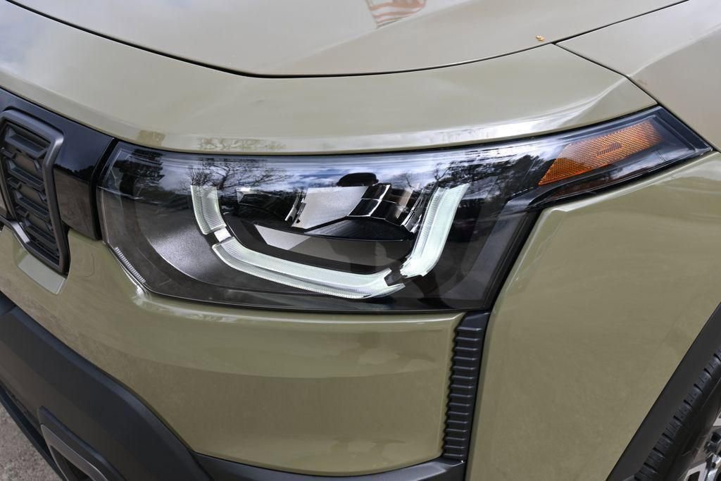 New 2026 Jeep Cherokee Laredo AWD/4WD image 25