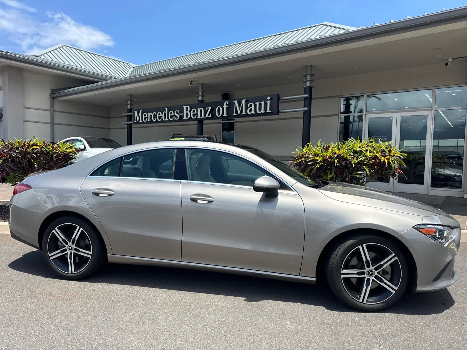 Used 2020 Mercedes-Benz CLA 250 image 3