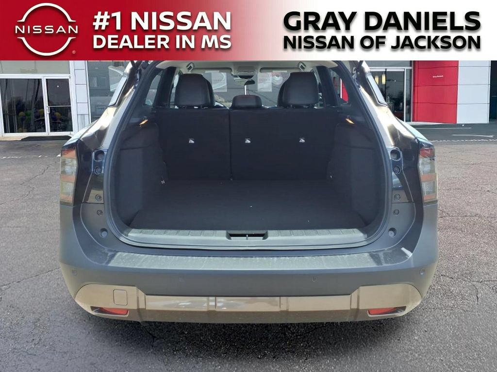 New 2026 Nissan Kicks SR AWD/4WD image 8