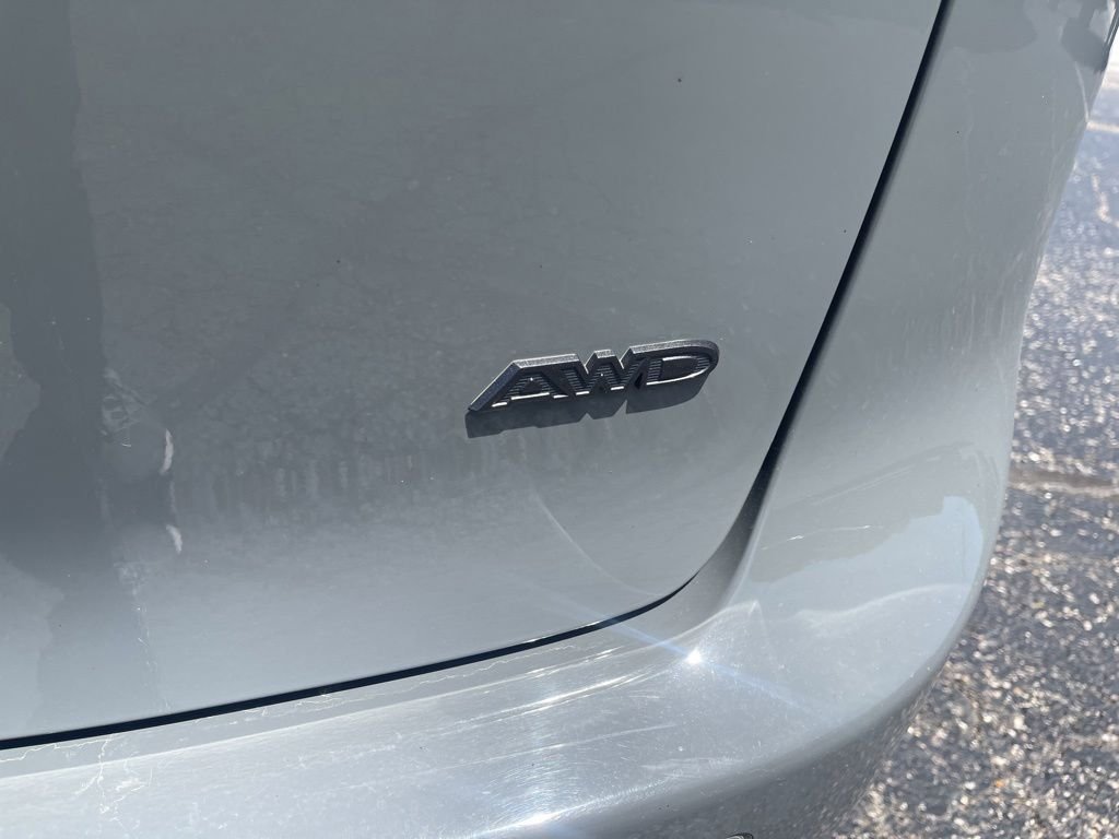 Used 2020 Chrysler Pacifica Touring-L w/ Premium Audio Group AWD/4WD image 7
