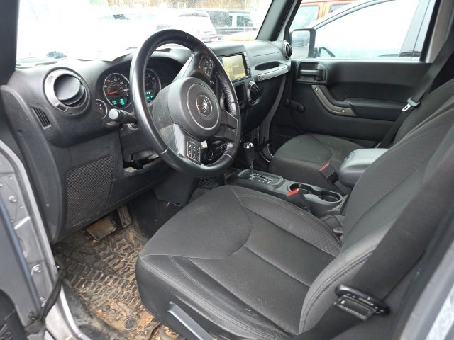 Used 2016 Jeep Wrangler Unlimited Sport w/ Connectivity Group image 13