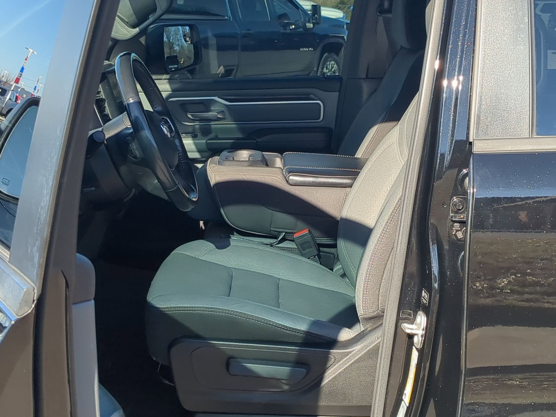 Used 2023 RAM 1500 Big Horn image 12