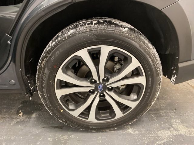 Used 2024 Subaru Forester Limited image 29