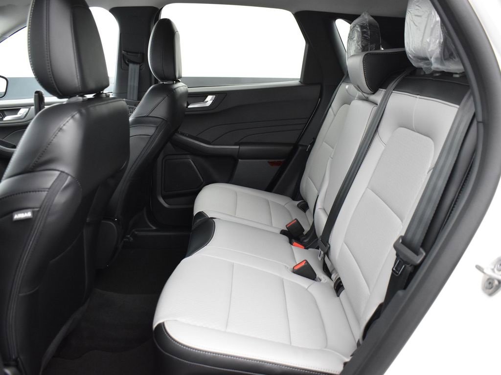 New 2025 Ford Escape SE image 14