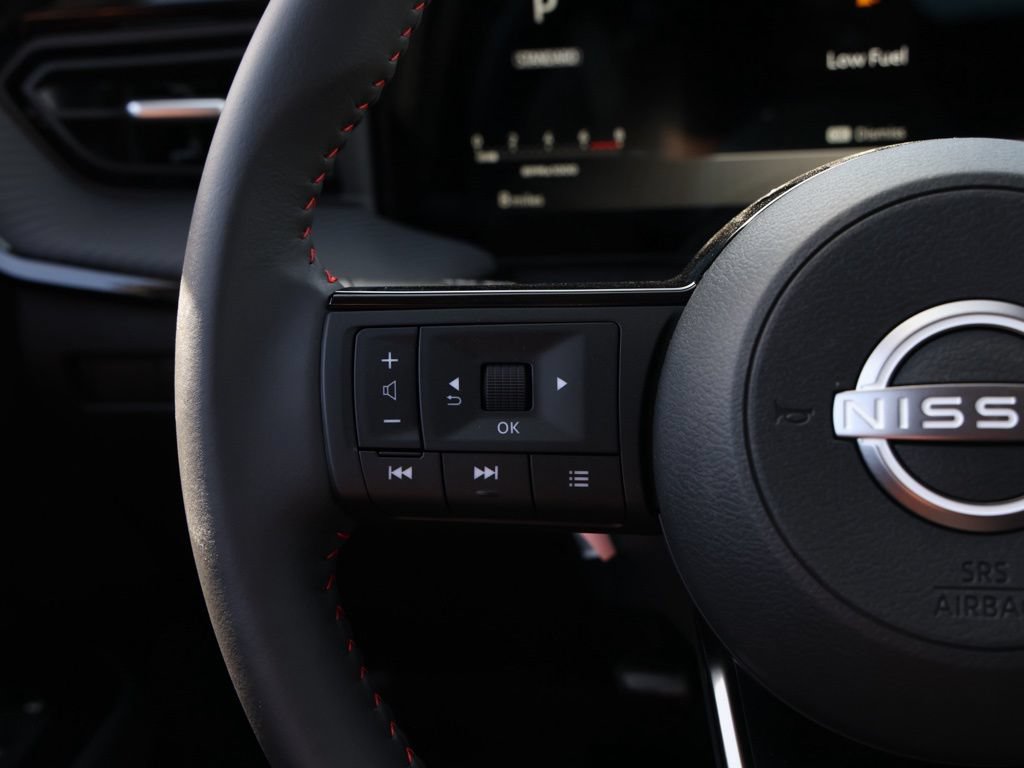 New 2026 Nissan Kicks SR FWD image 26