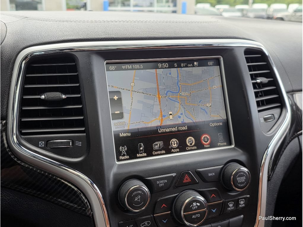 Used 2015 Jeep Grand Cherokee SRT AWD/4WD image 38