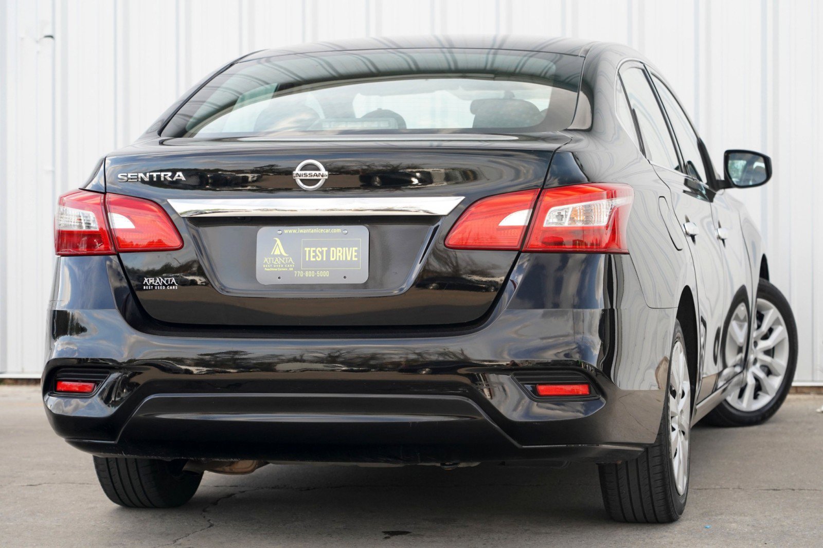 Used 2018 Nissan Sentra S image 4