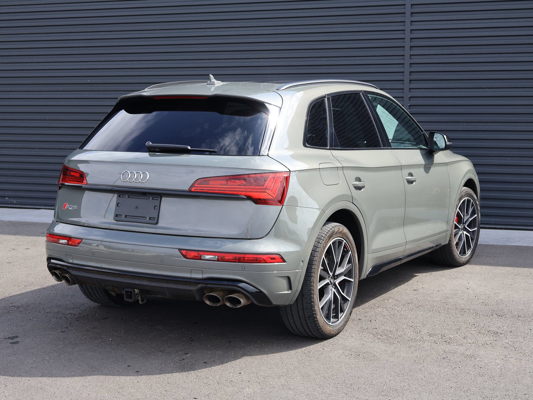 Used 2024 Audi SQ5 Prestige AWD/4WD image 5