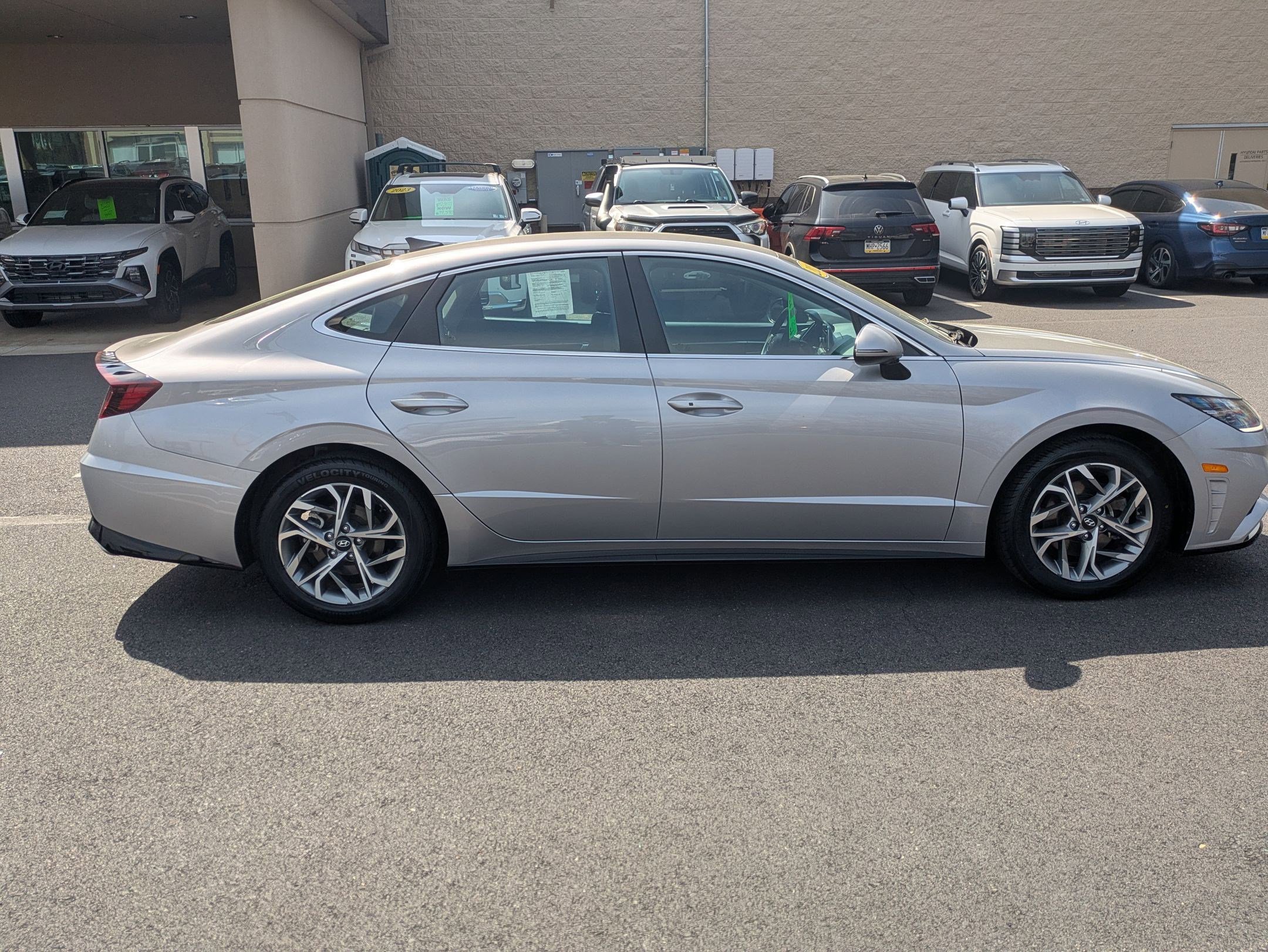 Certified 2023 Hyundai Sonata SEL FWD image 4