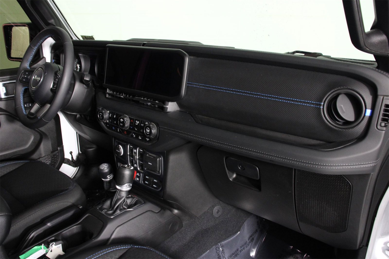 Used 2024 Jeep Wrangler Unlimited Rubicon 4xe w/ Technology Group image 22