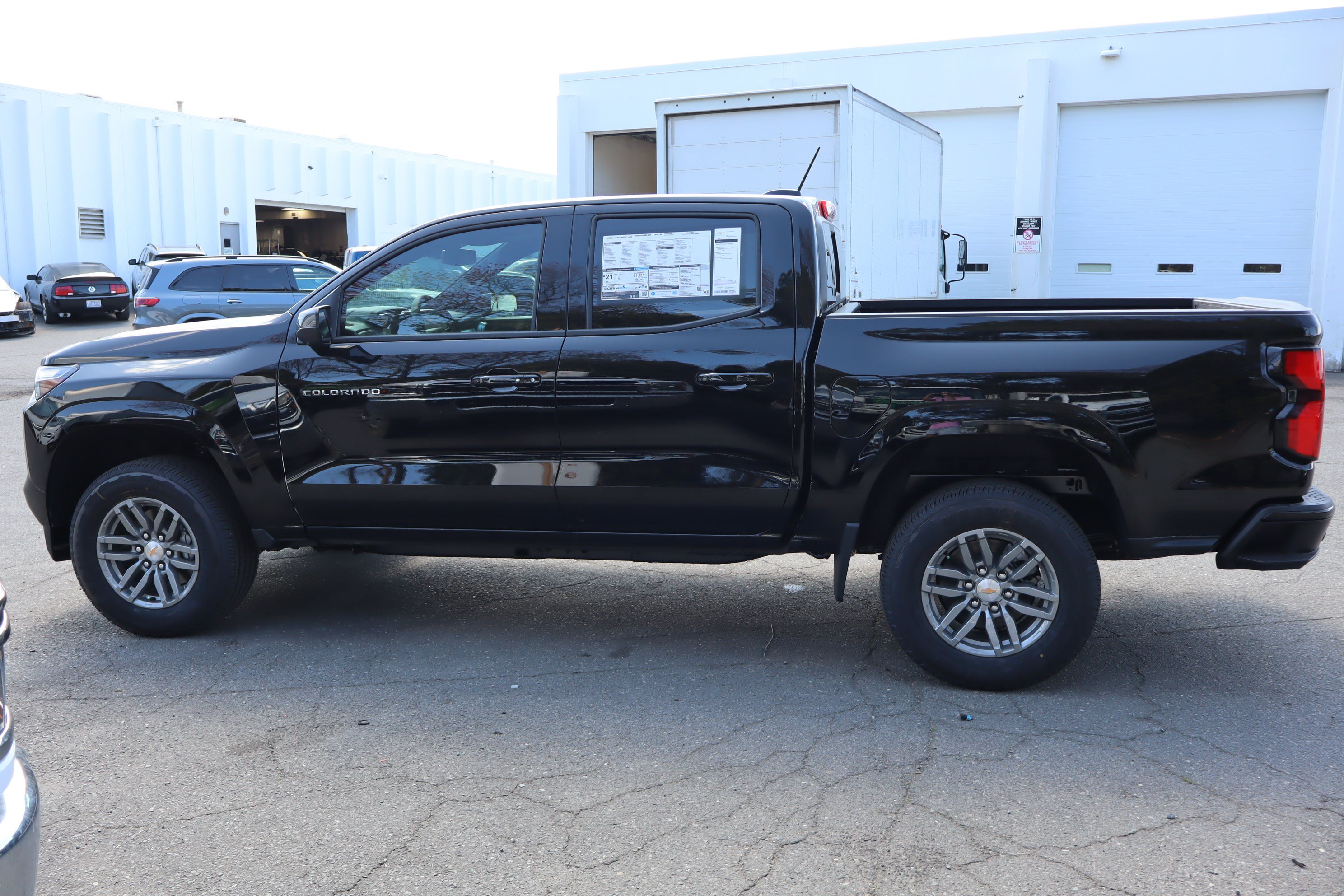 New 2026 Chevrolet Colorado LT w/ LT Convenience Package RWD image 6