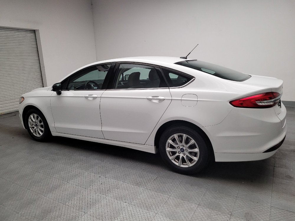 Used 2017 Ford Fusion S FWD image 3