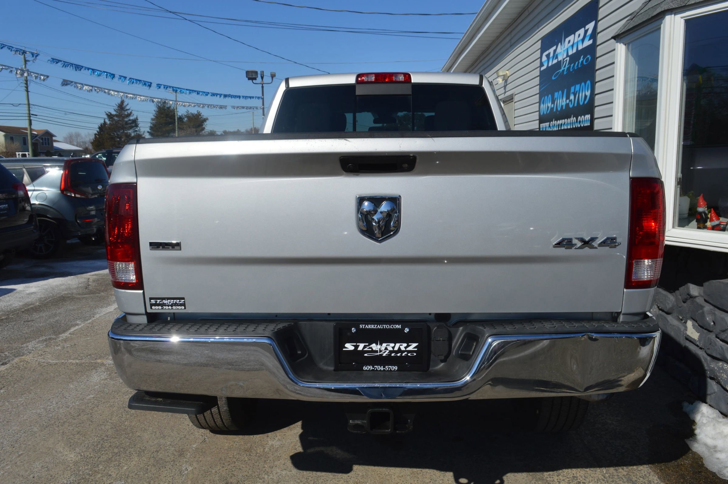 Used 2017 RAM 2500 SLT image 4